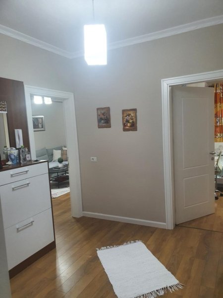 Tirane, jepet me qera apartament 2+1 Kati 5, 101 m² 550 € (Astir)