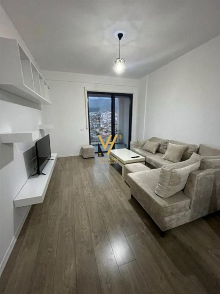 Tirane, jepet me qera apartament 1+1+Ballkon Kati 8, 75 m² 550 € (XHAMLLIK, ASL)