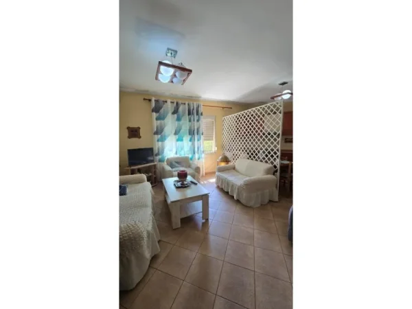 Tirane, shitet apartament 1+1 Kati 3, 78 m² 140.000 € (Brryli)