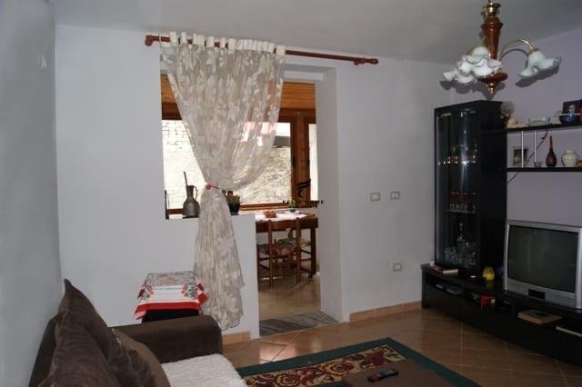 Tirane, shitet apartament 2+1 Kati 0, 64 m² 130.000 € (RRUGA XHEMAL TAFAJ)
