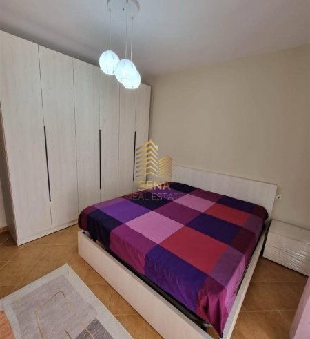 Tirane, jepet me qera apartament 2+1 Kati 2, 100 m² 550 € (Rruga Isuf Elezi)