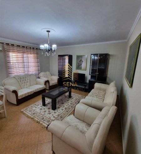Tirane, jepet me qera apartament 2+1 Kati 2, 100 m² 550 € (Rruga Isuf Elezi)