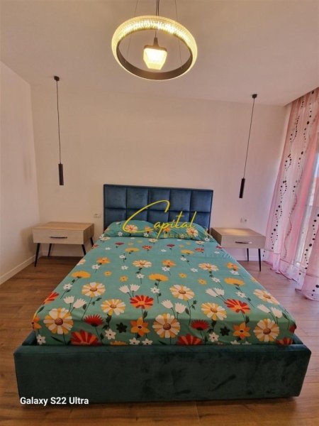 Tirane, jepet me qera apartament 1+1 Kati 8, 70 m² 450 € (ASTIR)