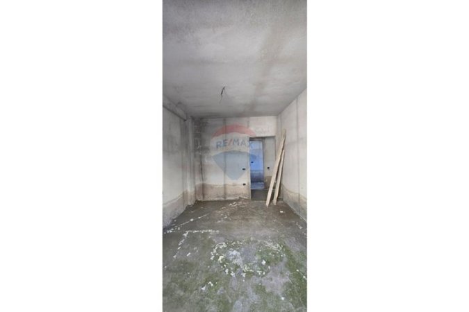 Tirane, shitet apartament 2+1+Ballkon , 99 m² 162.500 € 