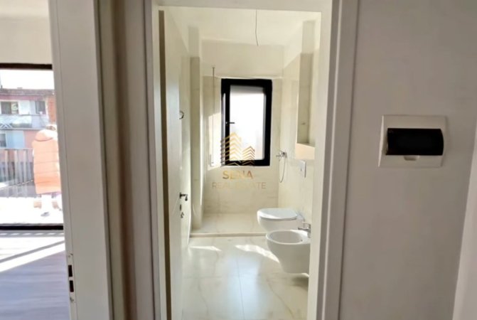 Tirane, shitet apartament 1+1+Ballkon Kati 2, 66 m² 172.000 € (Rruga Qemal Stafa)