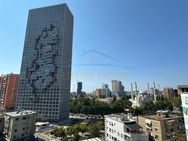Tirane, jepet me qera apartament 2+1+Ballkon Kati 8, 100 m² 1.200 € (Rruga e Elbasanit)