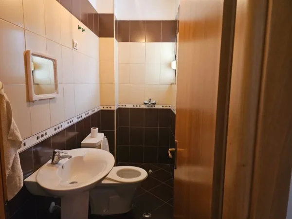 Shqiperi, jepet me qera apartament 2+1 Kati 7, 1 m² 500 € 