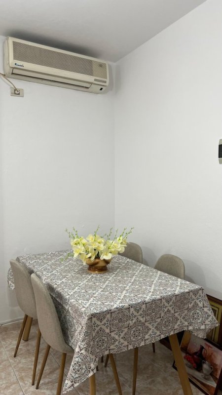 Tirane, jepet me qera apartament 1+1+Ballkon Kati 6, 65 m² 550 € (Zogu i Zi)