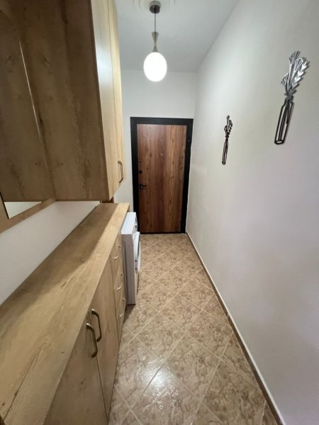 Tirane, jepet me qera apartament 3+1+Ballkon Kati 4, 120 m² 650 € (Rruga e Dibres)