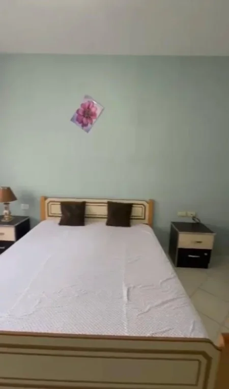 jepet me qera apartament 2+1 , 106 m² 500 € (Astir)