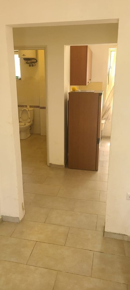 Tirane, jepet me qera apartament 1+1 Kati 2, 50 m² 260 € (Ali Demi)