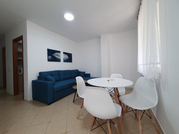 Tirane, jepet me qera apartament Kati 1, 40 m² 400 € (Rr. Qemal Stafa (Lincoln Center))