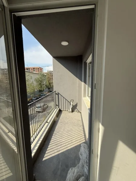 Tirane, shitet apartament 2+1+Ballkon Kati 2, 84 m² 94.000 € (Univers City Gati Per Banim )