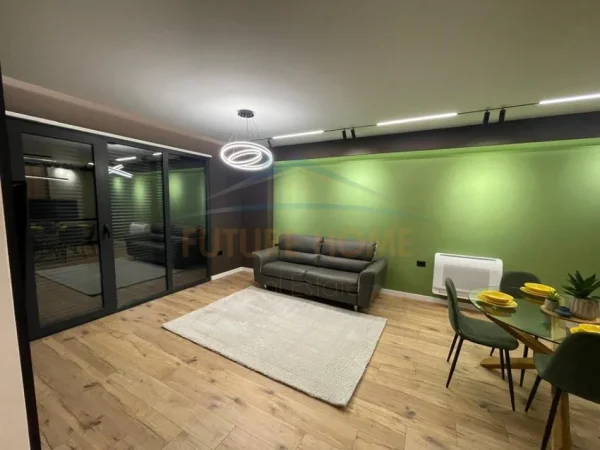 Tirane, jepet me qera apartament 2+1 Kati 9, 105 m² 1.300 € (Parku Olimpik,Rruga Kosovareve)