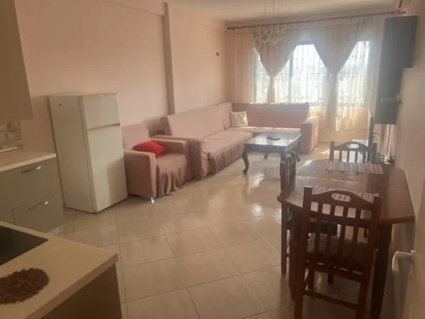 0683487469 Tirane, shitet apartament 1+1 Kati 8, 78 m² 105.000 € (ASTIR)