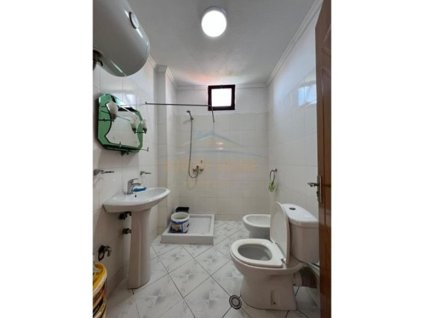 0683487469 Tirane, shitet apartament 2+1 Kati 4, 82 m² 129.000 € (Rruga e Dajtit , Fresk)
