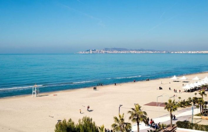 Mali Robit, shitet 1+1+Ballkon Kati 4, 64 m² 75.000 € (Mali Robit Durres)