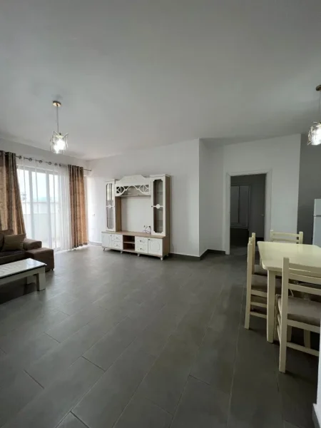 Tirane, shitet apartament 2+1+Ballkon Kati 5, 111 m² 103.000 € (Kamez)