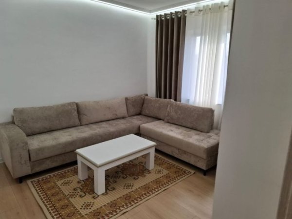 Tirane, jepet me qera apartament 1+1 Kati 3, 59 m² 550 € (Tek Dispanceria)