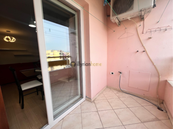 Tirane, jepet me qera apartament 2+1+Parkim Kati 6, 700 € (pranë pallateve Delijorgji)