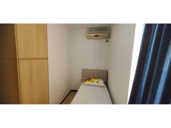 Tirane, jepet me qera apartament 2+1 Kati 8, 78 m² 750 € (9 katshet)