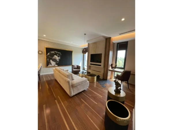 Tirane, jepet me qera apartament 1+1 Kati 7, 88 m² 1.250 € (Park Gate)