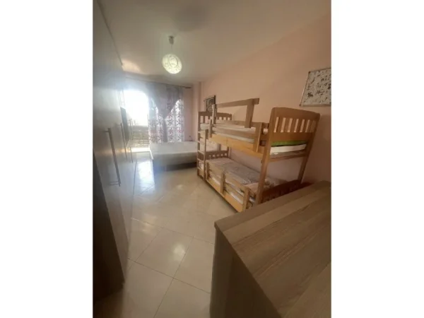 APARTAMENT 1+1 PER SHITJE NE ASTIR