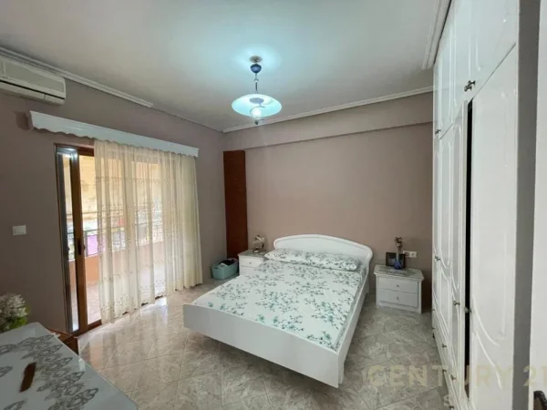 Sarande, shes Vile 2+1 Kati 1, 343 m² 400.000 € (Borsh)