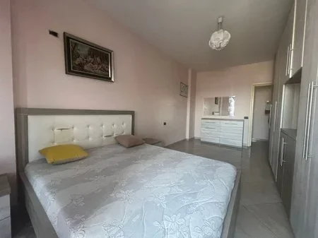 Tirane, shitet apartament 1+1 Kati 8, 77 m² 105.000 € (Unaza e re)