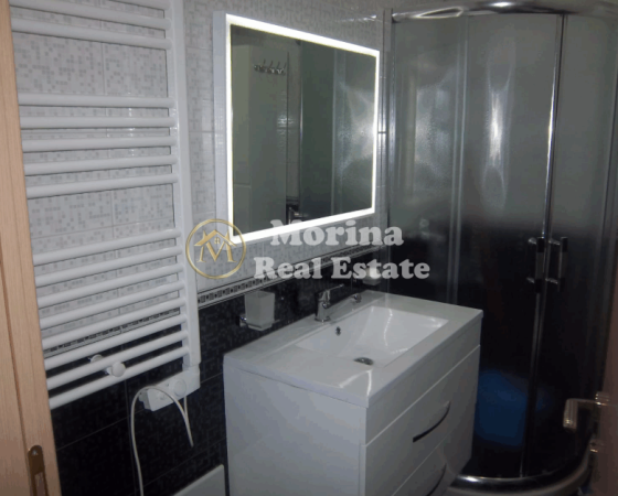 Tirane, jepet me qera apartament 1+1 Kati 2, 60 m² 600 € (Ferit Xhajko)