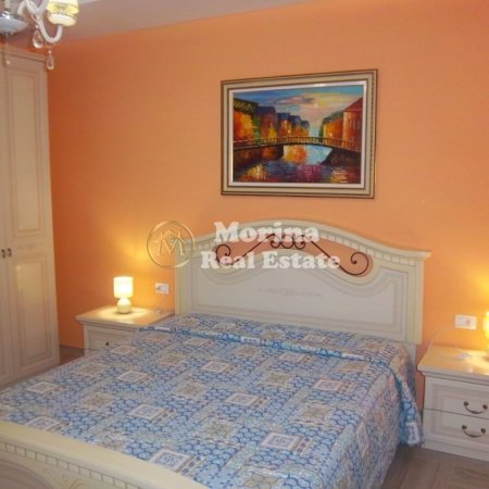Tirane, jepet me qera apartament 1+1 Kati 2, 60 m² 600 € (Ferit Xhajko)