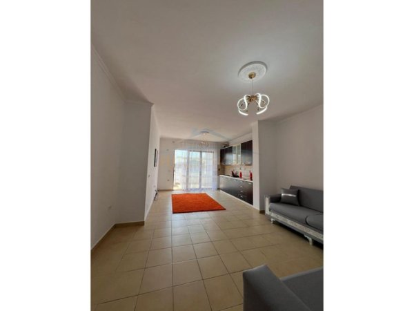 Tirane, shitet apartament 2+1 Kati 4, 82 m² 129.000 € 
