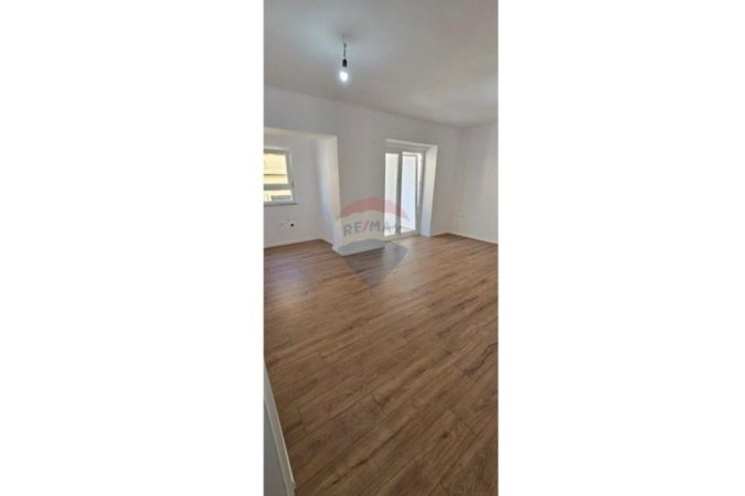 Tirane, shitet apartament 1+1 , 55 m² 153.000 € 