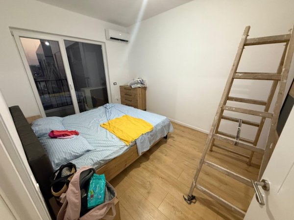 Tirane, jepet me qera apartament 2+1 Kati 5, 650 € 