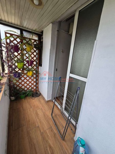 Tirane, jepet me qera apartament 1+1+Ballkon Kati 4, 56 m² 480 € (Rruga Qemal Stafa)