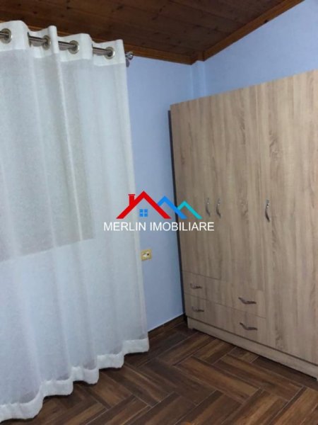 Tirane, jepet me qera apartament 2+1+Ballkon Kati 3, 80 m² 500 € (QYTET STUDENTI)