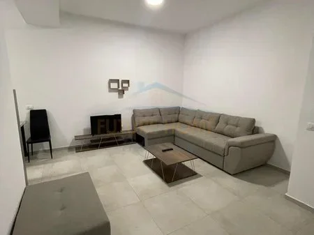 Tirane, shitet apartament 1+1+Ballkon Kati 4, 66 m² 96.000 € (Ali Demi, Kompleksi Mangalem)