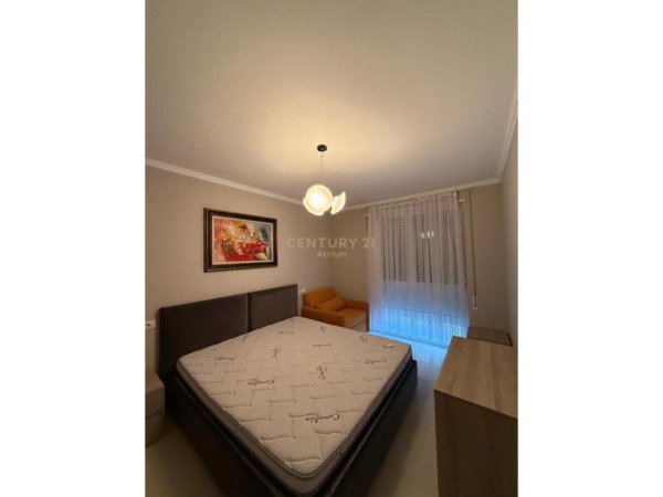Tirane, shes apartament 1+1 Kati 1, 90 m² 290.000 € (Gjiri i Lalezit)