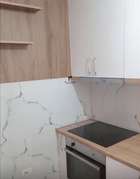 Tirane, jepet me qera apartament 3+1 Kati 1, 120 m² 450 € (SAUK)