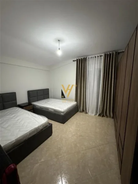 Tirane, jepet me qera apartament 2+1+Ballkon Kati 5, 140 m² 550 € (KODRA E PRIFTIT)