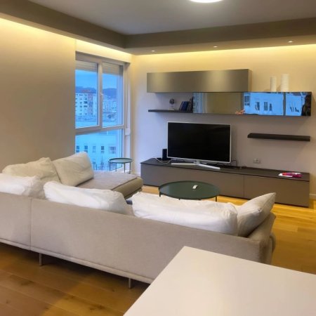 Tirane, shitet apartament 3+1 , 139 m² (Kompleksi Kontakt)