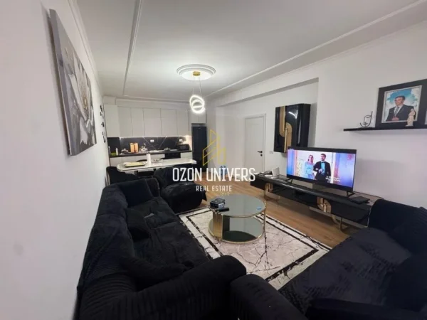 Tirane, shitet apartament 2+1+Ballkon Kati 10, 90 m² 155.000 € (Porcelan)