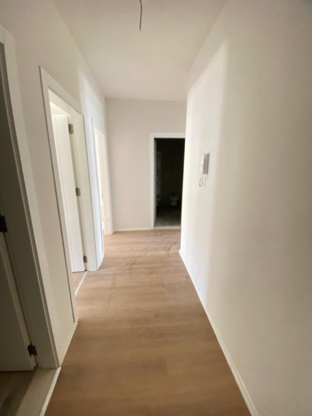 Tirane, shitet apartament 2+1 Kati 7, 105 m² 110.000 € (Univers City)