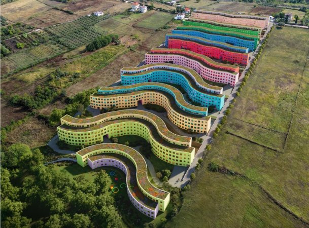 Tirane, shitet apartament 1+1+Ballkon Kati 4, 58 m² 93.000 € (Rr.e Vrapeve)