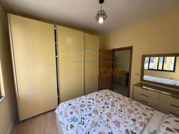 Tirane, shitet apartament 1+1+Ballkon Kati 4, 62 m² 89.000 € 