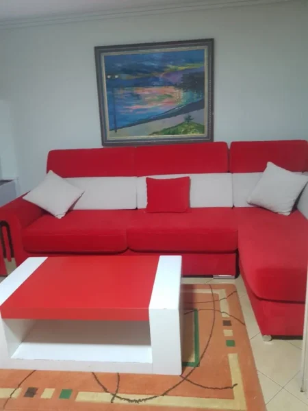 Tirane, jap me qera apartament 1+1 Kati 1, 72 m² 400 € (myslym shyr)
