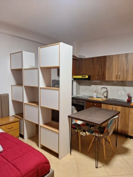 Tirane, shes apartament 2+1+Ballkon Kati 2, 93 m² 186.000 € (rruga durresit)