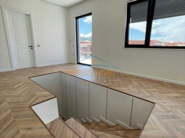 0683487469 Tirane, jepet me qera zyre Kati 7, 303 m² 2.500 € (KOMPLEKSI DELIJORGJI)