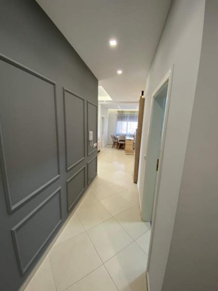 Tirane, jepet me qera apartament 2+1+BLK Kati 6, 80 m² 450 Euro (Spitali Amerikan 2)