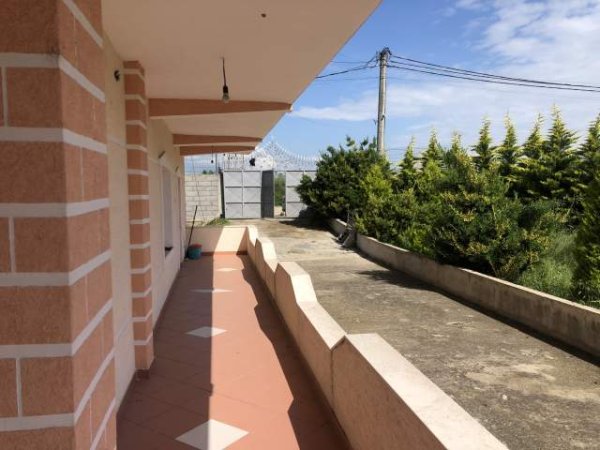 Tirane, jepet me qera 25.000 Leke